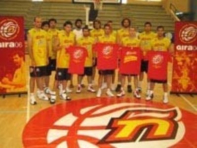 La selección española de baloncesto,al rojo vivo