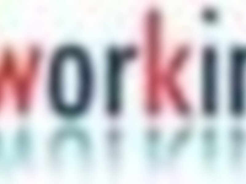 Un logotipo de red de comunicación con el nombre 'networking' en la parte superior y un icono de conexión en la parte inferior.