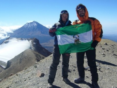 El montañero sevillano Tony raigón pelos a por la cumbre del Cho Oyu