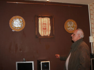 Inaugurada la exposición de barro de Francisco García Chaparro