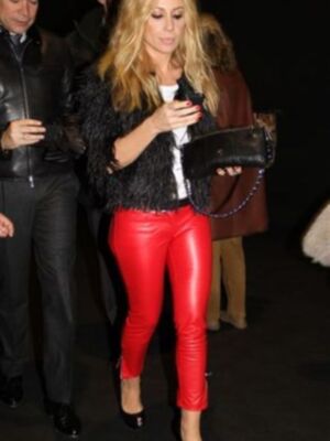 Viki Berrocal, con once kilos menos,  presenta su nueva colección en Sevilla con Virginia Troconis, Marta Sánchez, Boris, Ana García Siñeriz y Nuria March