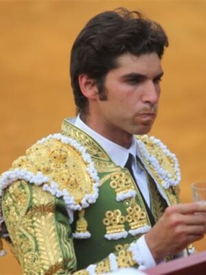 El abrazo de Fran Rivera y Cayetano en la maestranza