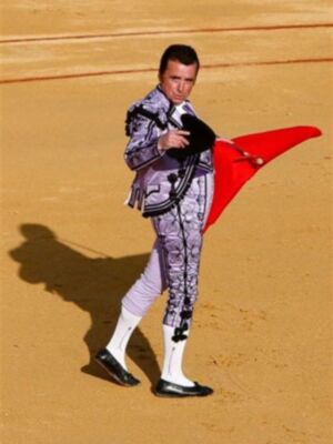 Ortega Cano operado del pie