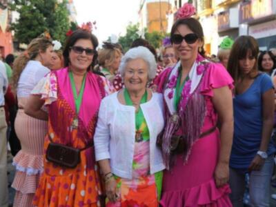 Fran Rivera y Simoneta Gómez Acebo en el camino del rocío
