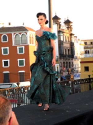 Moda sobre puente de Triana