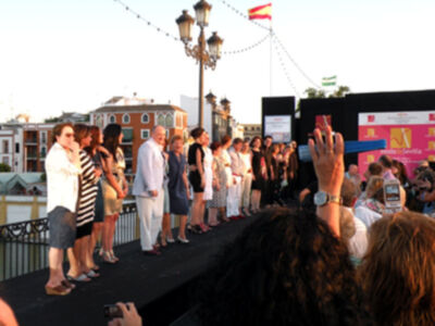 Moda sobre puente de Triana