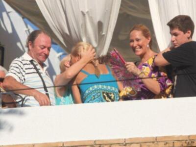 Rosa Benito aclamada como una auténtica estrella en Chipiona