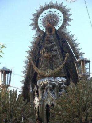 Rosa Benito aclamada como una auténtica estrella en Chipiona