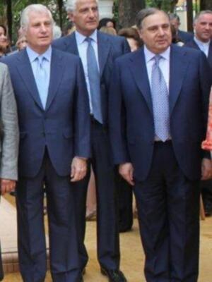 La Duquesa De Alba  se casa 5 octubre  a la una de la tarde 