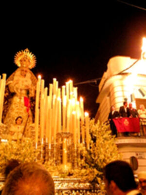 La Fe Mariana de todo un pueblo con su Patrona la virgen de los Dolores de Rinconada (Sevilla)