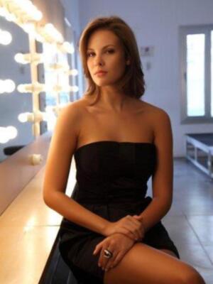 Gran excusiva de HOLA! Kiko Rivera Pantoja y Jessica Bueno esperan su primer hijo