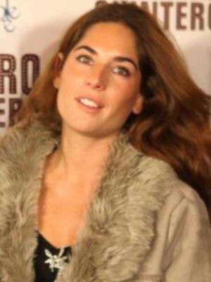 Francisco Rivera, con su novia Lourdes, feliz por la paternidad y la boda de su hermano pequeño