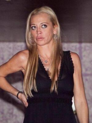 Belén Esteban recibe un homenaje en Córdoba por sus diez años en televisión, muy arropada por sus fans