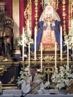 Altar de Triduo de la Virgen de los Reyes, Patrona de los Sastres.