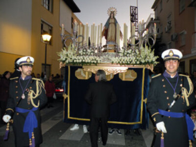 Pio XII y Begoña con la fe de la Milagrosa Sevillana.