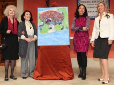 La Duquesa de Alba acudió a la presentación del cartel anunciador del Rastrillo