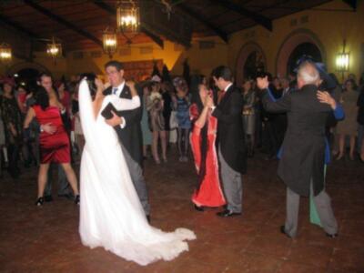 Boda en Sevilla de Alfonso Garcia Almagro y Maria Jesus Gallardo Navarro.