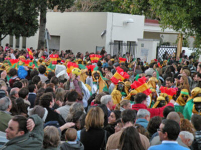 Los Reyes Magos repartieron  ilusión por el barrio de Triana.