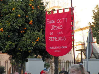 Los Reyes Magos repartieron  ilusión por el barrio de Triana.