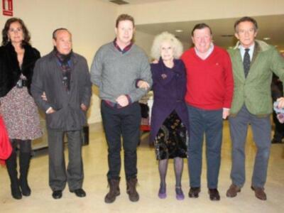 La duquesa de Alba se divierte con imitación que de ella hacen los Morancos 