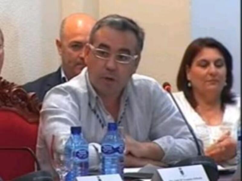 Izquierda Unida impide una subida del 46% en el recibo de la recogida de basura de las viviendas(Chipiona)