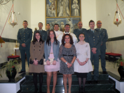 En la Parroquia de San Pio X  de Viar, perteneciente a la pedanía de Alcalá del Río,  se confirmaron espiritualmente varios agentes de la guardia civil.