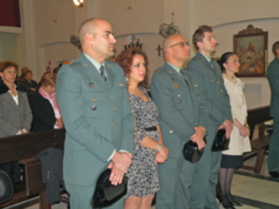 En la Parroquia de San Pio X  de Viar, perteneciente a la pedanía de Alcalá del Río,  se confirmaron espiritualmente varios agentes de la guardia civil.