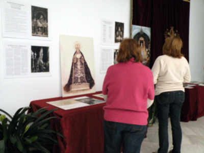 Galería de la Exposición grafica y fotográfica de la efeméride de los 200 años de cultos de Septenario de la Soledad de Alcalá del Río (Sevilla)
