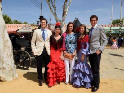 Numerosos personajes conocidos en Feria de Sevilla 2012