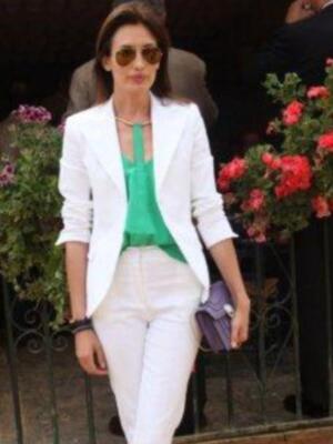 Numerosos personajes conocidos en Feria de Sevilla 2012