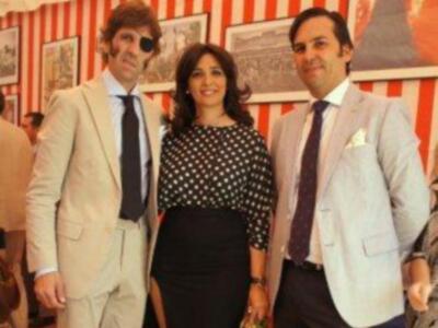 Numerosos personajes conocidos en Feria de Sevilla 2012