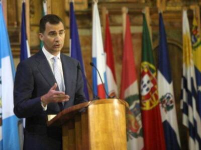 El cariñoso recibimiento al príncipe en Cádiz