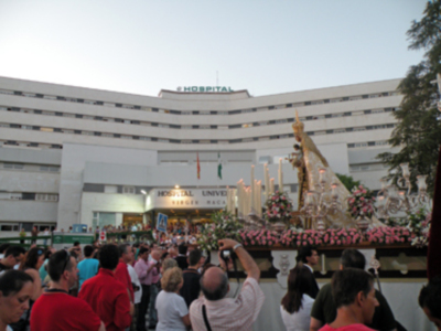 Medio siglo de devoción de todo un barrio, la huerta del Carmen.