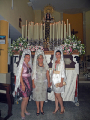 Medio siglo de devoción de todo un barrio, la huerta del Carmen.