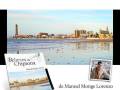 Relieves de Chipiona, un libro de Manuel Monge Lorenzo, presenta una vista panorámica de la ciudad y su playa.