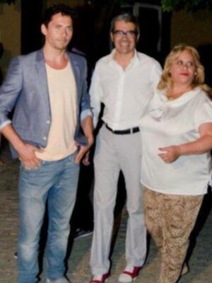   Paco León ejerce de padrazo 