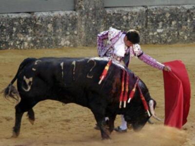 Francisco Rivera y Lourdes Montes formalizan su relación en ronda junto a su hija Cayetana