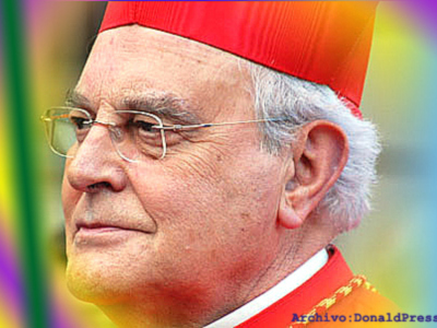 Imagen de Sta. Ángela de la Cruz, obra de Lourdes Hernández, la bendice el Cardenal Emérito de Sevilla Fray Carlos Amigo, sábado 13 de octubre,  Basílica de Mª Auxiliadora.