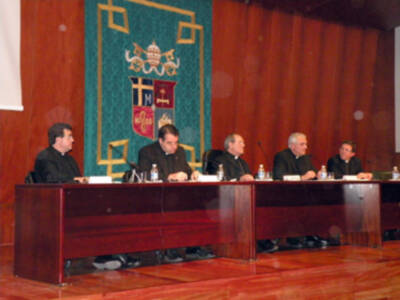 Sevilla. Presentación del libro de Ángel Sánchez Solís El Sacramento de la Penitencia en el Seminario Metropolitano de Sevilla.