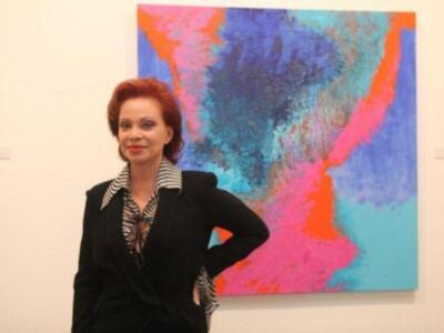 Paloma San Basilio expone por primera vez en Sevilla sus cuadros