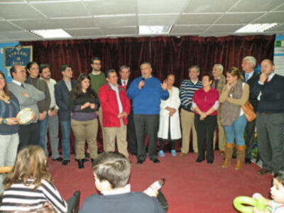 El cartero Real de las Hermandades de víspera visito el Hospital Macarena