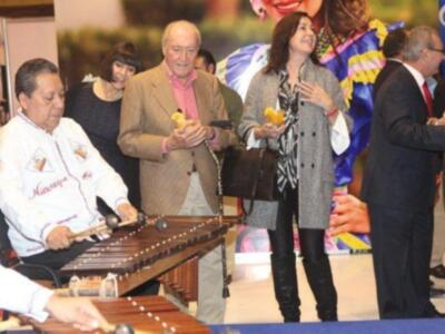 Carmen Martínez Bordiú inaugura el salón del caballo en Sevilla