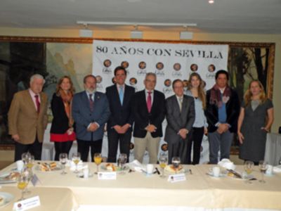 Los Reyes sevillanos desayunaron en el Restaurante la Raza