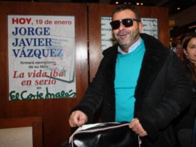 Jorge Javier Vázquez, increíble recibimiento en Sevilla