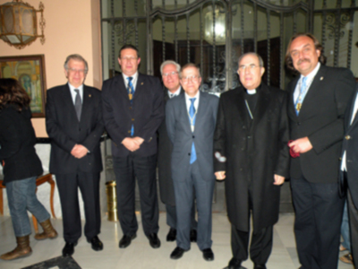  Sevilla.El Ateneo reconoció la labor de Caritas Diocesana con  la medalla de Oro  de su instituición.