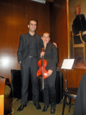 El cartel de la Semana Santa sevillana 2013 atrapado en una pintura