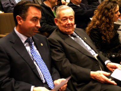 El cartel de la Semana Santa sevillana 2013 atrapado en una pintura