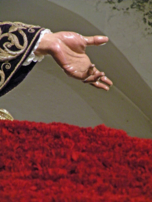 Pasos de Hermandades sevillana, que no procesionaron por lluvia en el Vía-crucis del año de la fe de Sevilla.