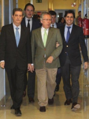 Francisco Rivera no comprende el enfado de la duquesa de Alba y Eugenia Martínez de Irujo con él