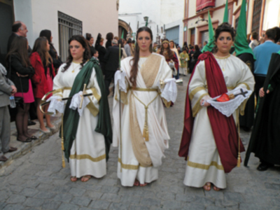 Esplendor de Jueves Santo en la Hermandad de la Vera-cruz de Alcalá del Río